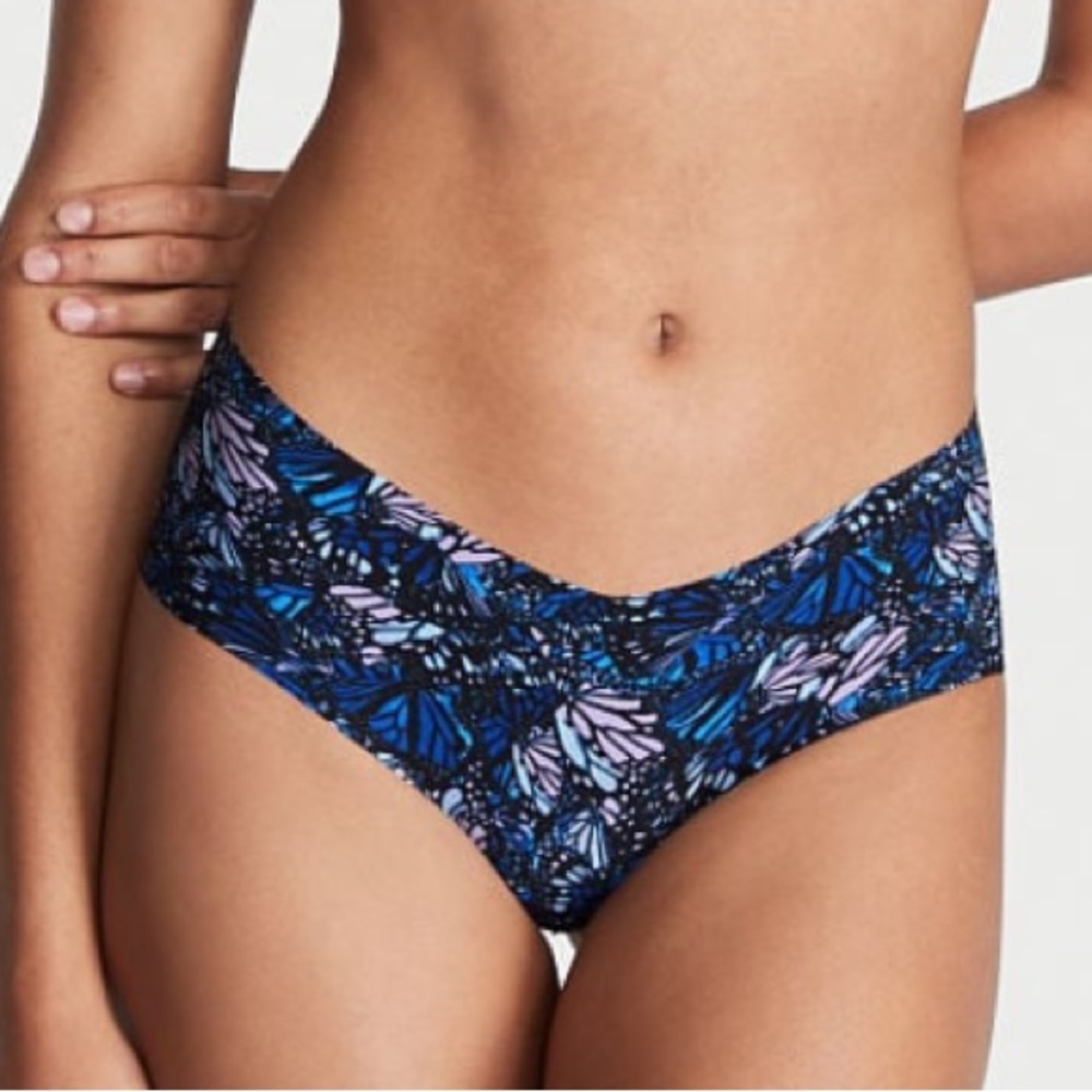 Victoria’s Secret Raw Cut Cheeky Panties, NWT.